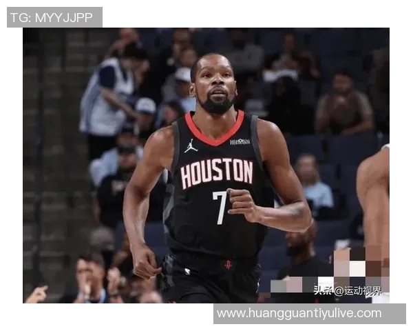 杜兰特强调赢得总冠军需依靠进攻而非单纯防守的重要性 杜兰特强调赢得总冠军需依靠进攻而非单纯防守的重要性