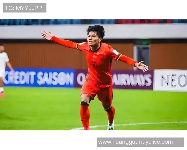 大连英博热身赛逆转山东泰山王昊斌黄山靖宽杰联手进球助胜