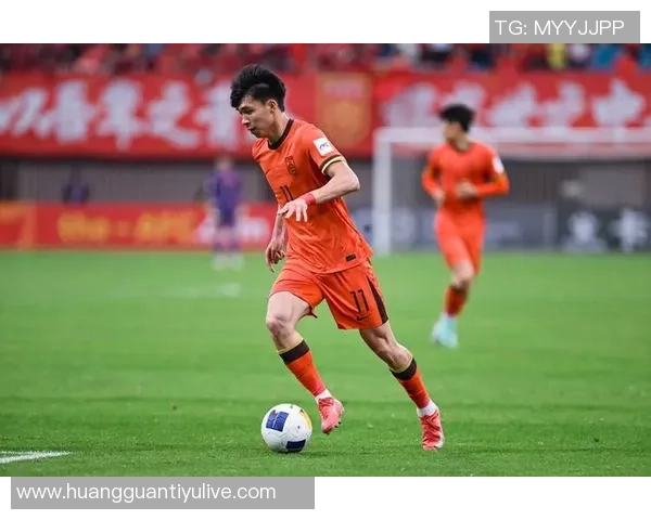 中超比赛节奏缓慢对中国足球发展造成严重影响亟需改善